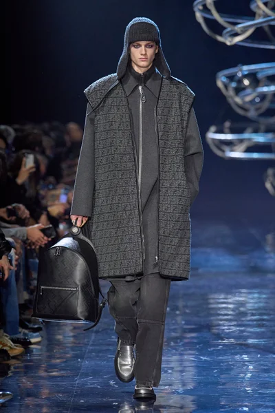 Look 36
